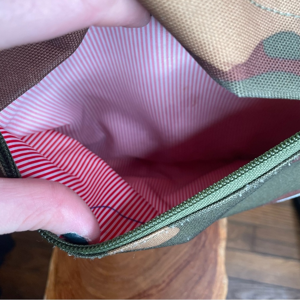 Herschel Camo backpack - Picture 14 of 16